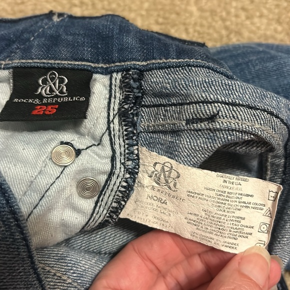 Rock & Republic Nora Jeans - 25 - Picture 7 of 7